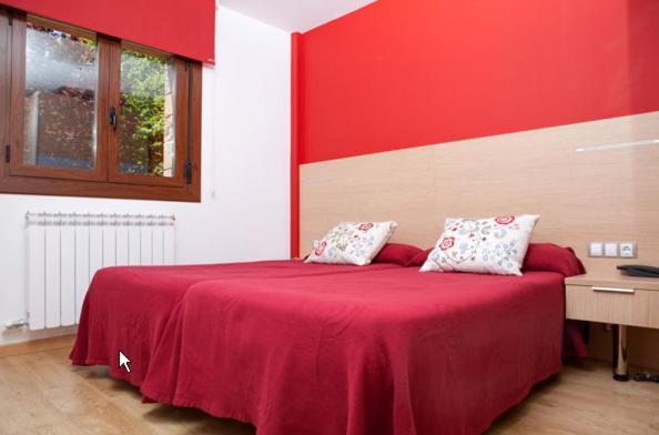 Apartahotel Castejon De Sos Room photo